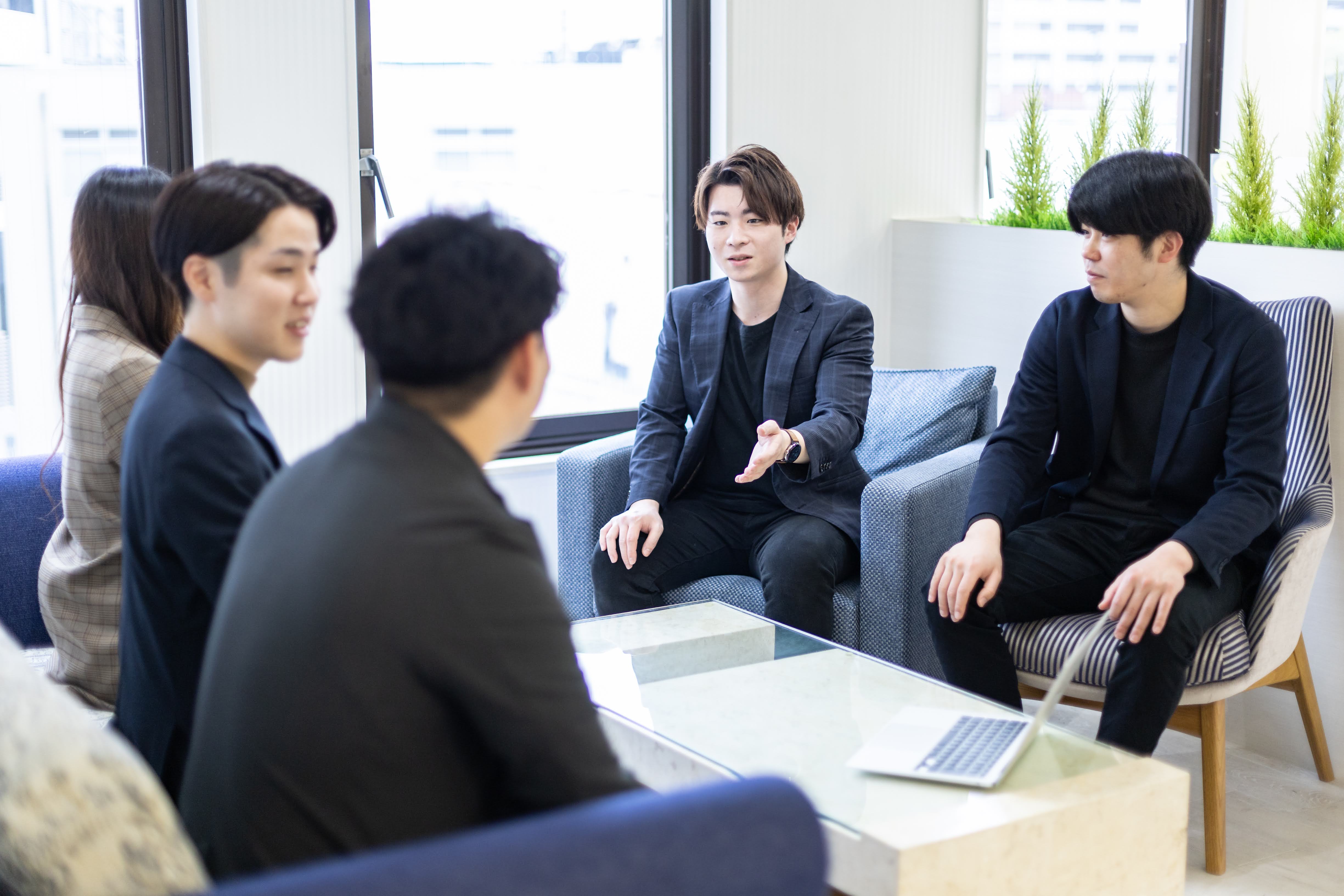 共に学び、成長するRUSH OFのメンバー